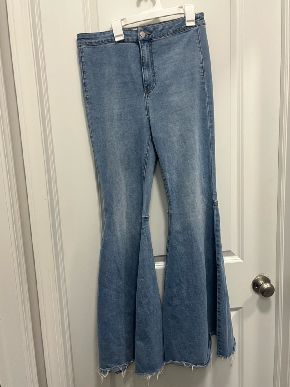 We the Free People Women's Super Flare Jeans Size Thirty Light Blue